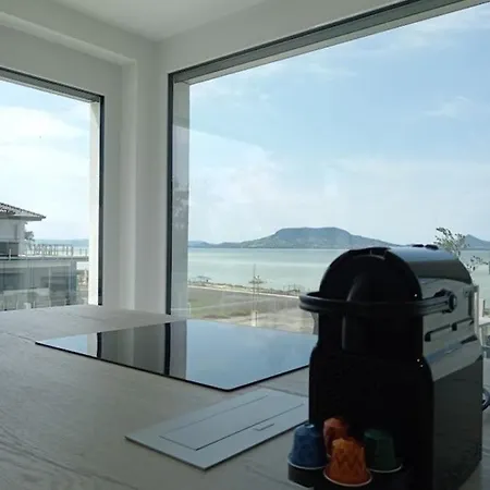 公寓 Villapark Apartman 11